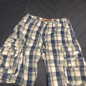 Lee khaki shorts
